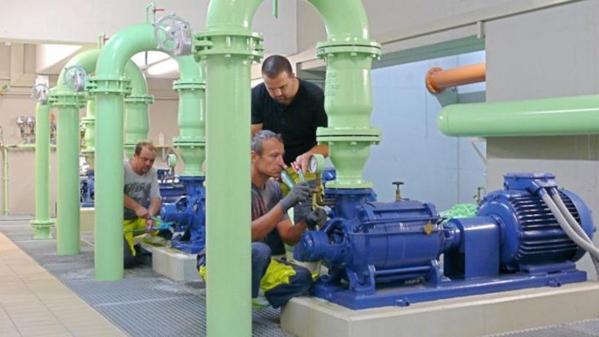 Reinwasserpumpen Wasserwerk Bild von Reinwasserpumpen Wasserwerk